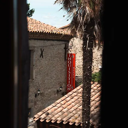 Les De La Cité De Pensión 3*